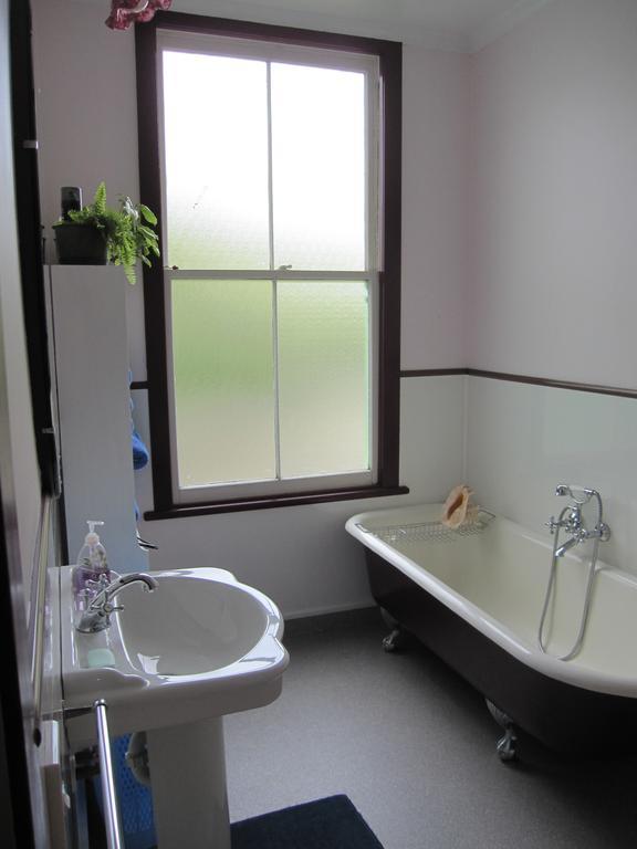 Bed and Breakfast Thyme Out Estate Halcombe Екстер'єр фото