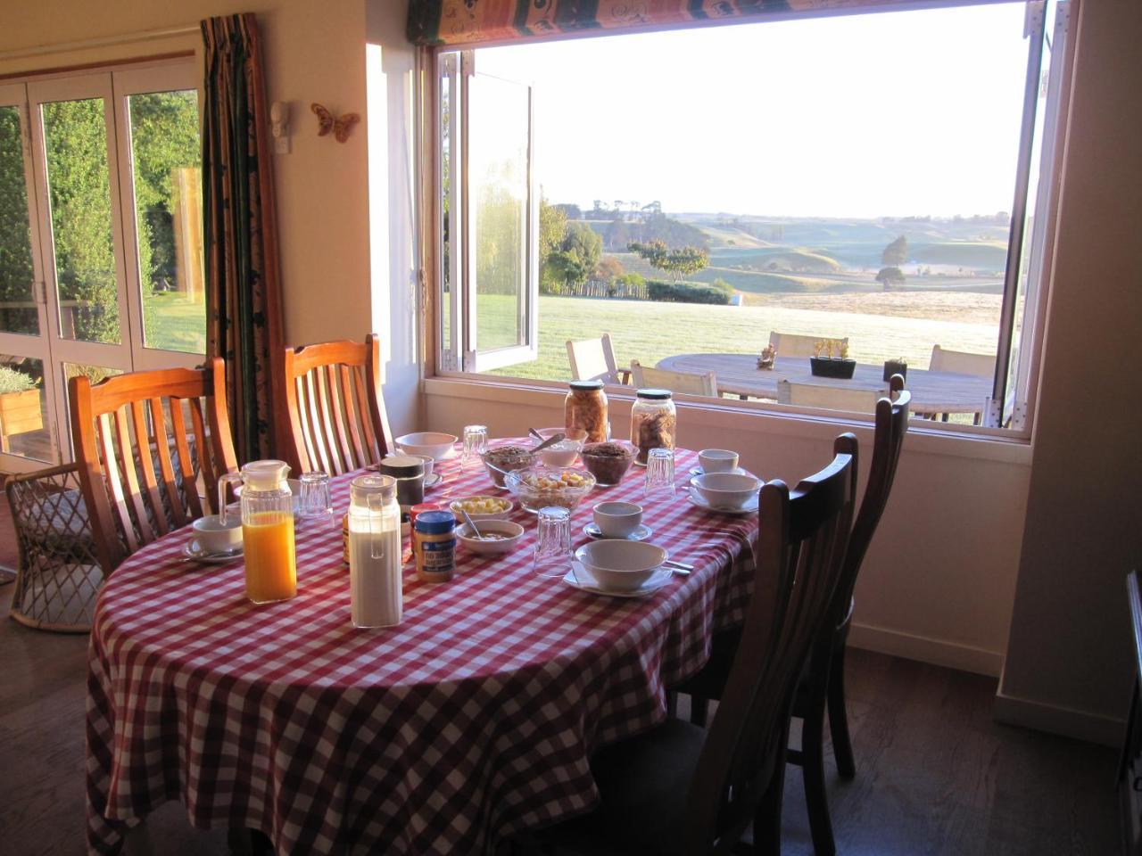 Bed and Breakfast Thyme Out Estate Halcombe Екстер'єр фото