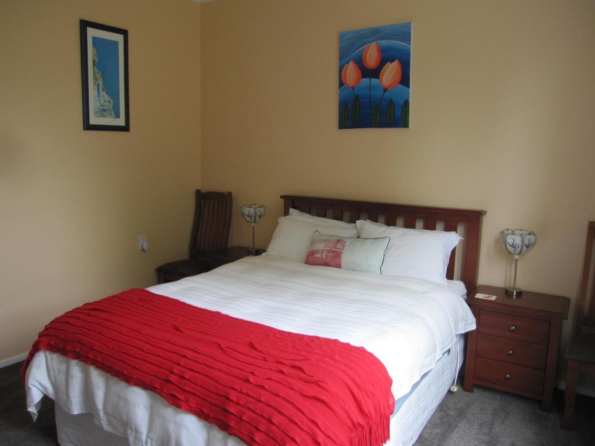 Bed and Breakfast Thyme Out Estate Halcombe Екстер'єр фото